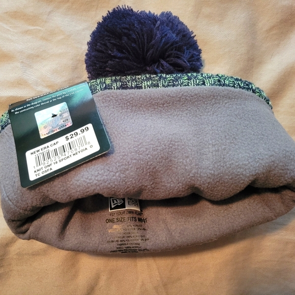 NWT Seattle Seahawks Marl Cuffed Knit Hat with Pom - Picture 4 of 4
